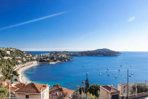 Villefranche Sur Mer:Appartement-villa, Vue mer, jardin, parking.